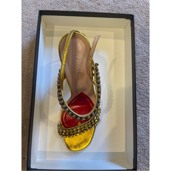 Gucci embellished gold heels - Picture 2 of 7
